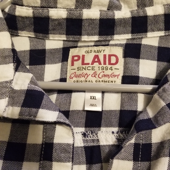 Old Navy flannel shirt - Picture 2 of 2